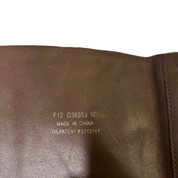 Cole Haan Suede Burgundy Side Zipper Calf Wedge Boot Women Sz 5 - Picture 9 of 12